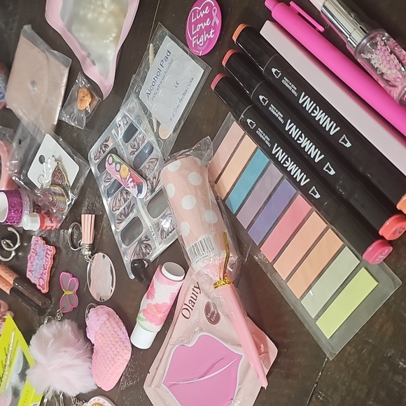 Accessory Set - Picture 2 of 12